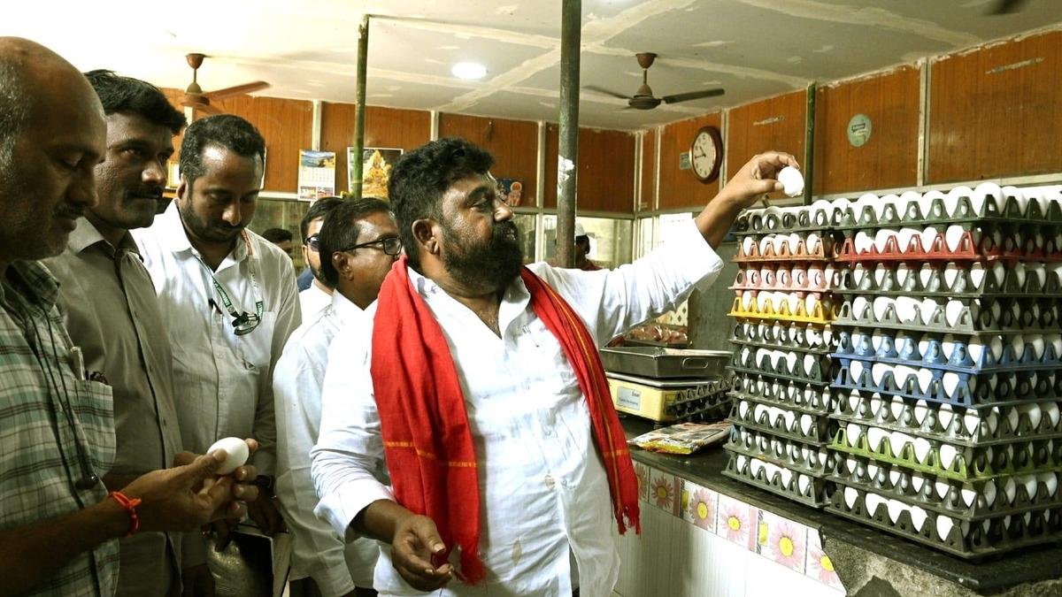 Concerns rise over hazardous chicken waste disposal in Tirupati