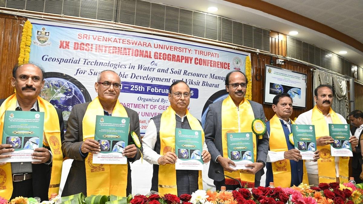 SVU Vice-Chancellor calls for AI integration into geography education