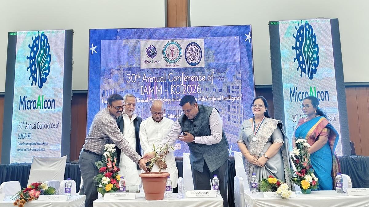 Medical colleges will be established in each district in the State, says Minister